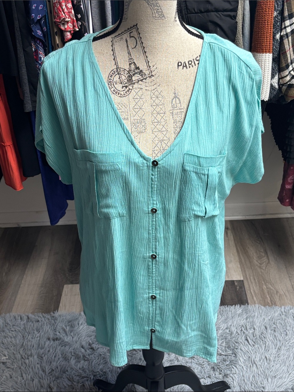 NWT Aqua Button-Front V-Neck Short Sleeve Top